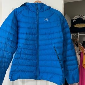 Arcteryx Cerium LT Goose Down Puffer Hooded
Full Zip Jacket